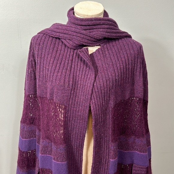 Moda International Purple Long Wool Cape size M / L - gently used - Picture 12 of 15